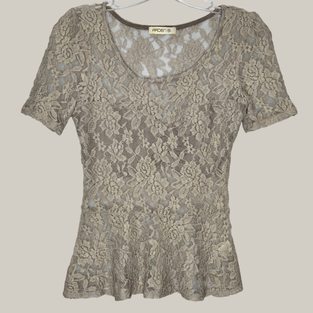 Arden B Vintage Y2K‎ Sheer Floral Lace Peplum Top Nude Beige Short Sleeve Medium